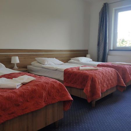 Hotel Eden Rzgow Εξωτερικό φωτογραφία